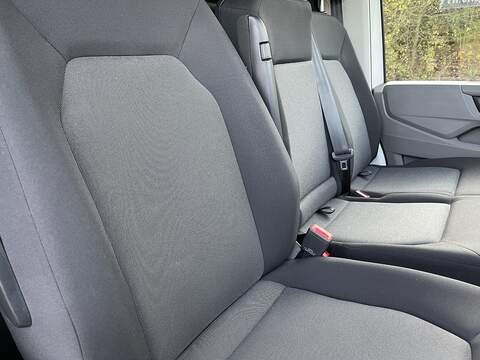 Volkswagen Crafter 2.0 TDI CR35 Trendline FWD LWB High Roof Euro 6 (s/s) 5dr - U480