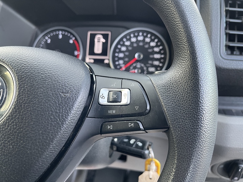 Volkswagen Crafter 2.0 TDI CR35 Trendline FWD LWB High Roof Euro 6 (s/s) 5dr - U480