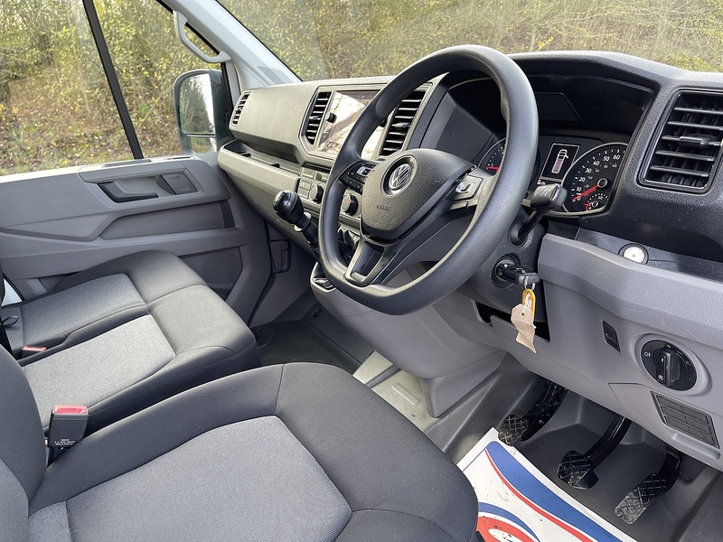 Volkswagen Crafter 2.0 TDI CR35 Trendline FWD LWB High Roof Euro 6 (s/s) 5dr - U480