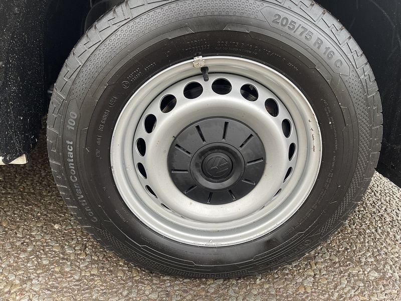 Volkswagen Crafter 2.0 TDI CR35 Trendline FWD LWB High Roof Euro 6 (s/s) 5dr - U480