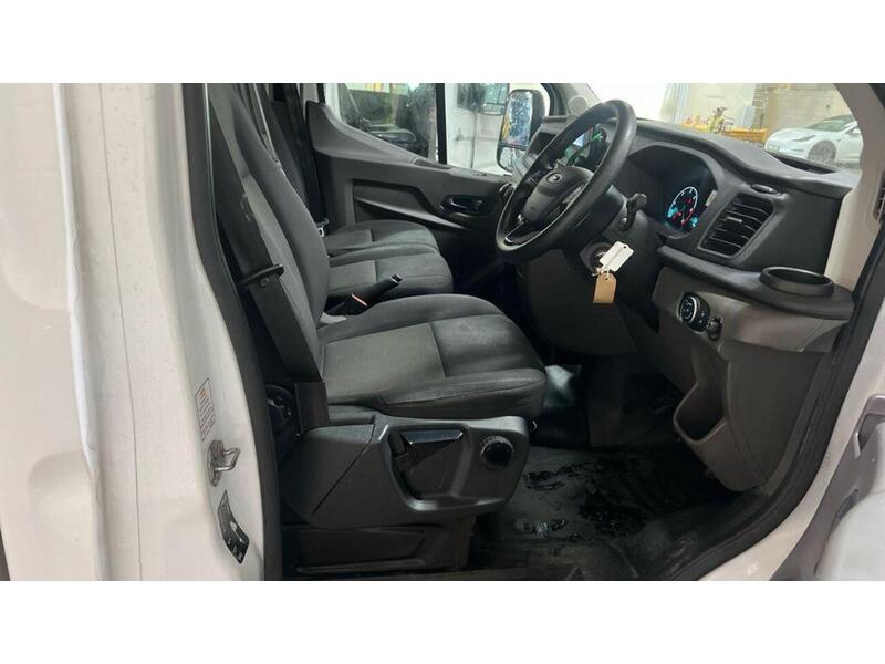 Ford Transit 2.0 350 EcoBlue Leader Luton 3dr Diesel Manual RWD L3 Euro 6 (s/s) (130 ps) - U481