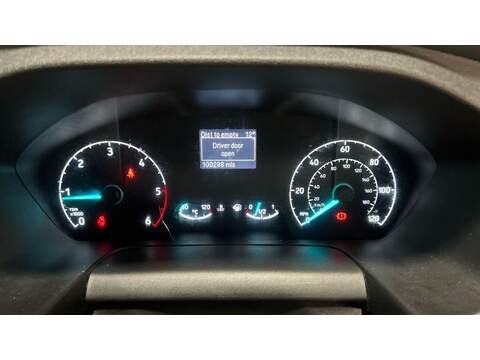 Ford Transit 2.0 350 EcoBlue Leader Luton 3dr Diesel Manual RWD L3 Euro 6 (s/s) (130 ps) - U481