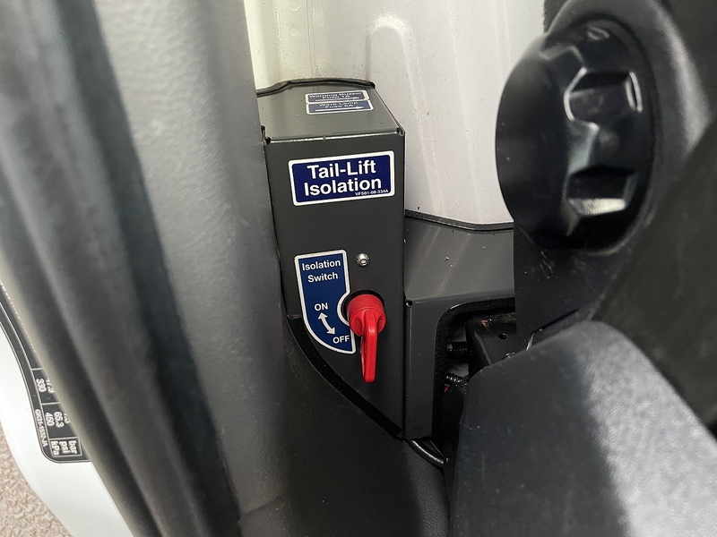 Ford Transit 2.0 350 EcoBlue Leader Luton 3dr Diesel Manual RWD L3 Euro 6 (s/s) (130 ps) - U481