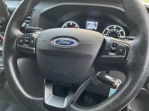 Ford Transit 2.0 350 EcoBlue Leader Luton 3dr Diesel Manual RWD L3 Euro 6 (s/s) (130 ps) - U481