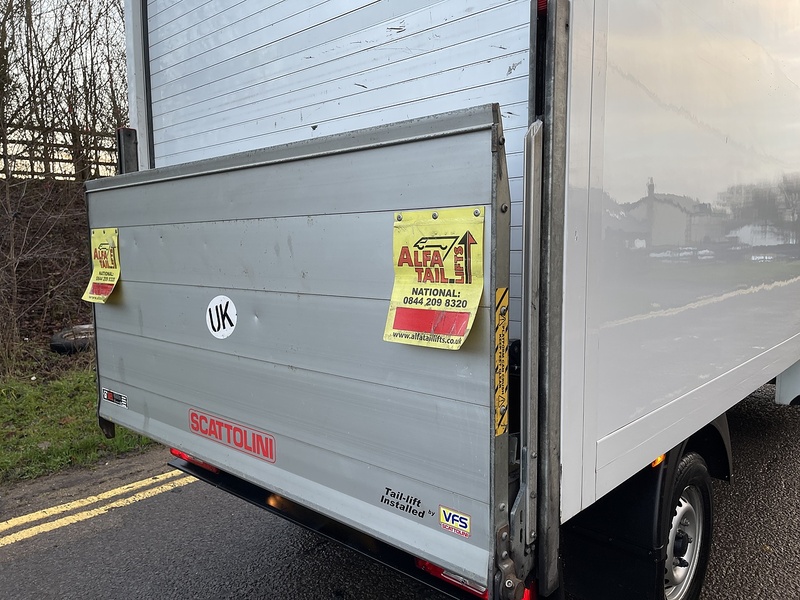 Ford Transit 2.0 350 EcoBlue Leader Luton 3dr Diesel Manual RWD L3 Euro 6 (s/s) (130 ps) - U481