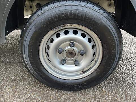 Ford Transit 2.0 350 EcoBlue Leader Luton 3dr Diesel Manual RWD L3 Euro 6 (s/s) (130 ps) - U481