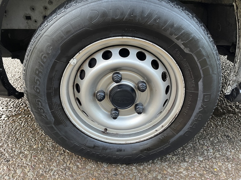 Ford Transit 2.0 350 EcoBlue Leader Luton 3dr Diesel Manual RWD L3 Euro 6 (s/s) (130 ps) - U481