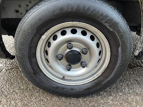 Ford Transit 2.0 350 EcoBlue Leader Luton 3dr Diesel Manual RWD L3 Euro 6 (s/s) (130 ps) - U481