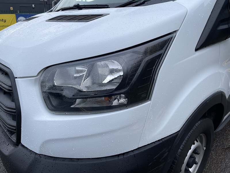 Ford Transit 2.0 350 EcoBlue Leader Luton 3dr Diesel Manual RWD L3 Euro 6 (s/s) (130 ps) - U481