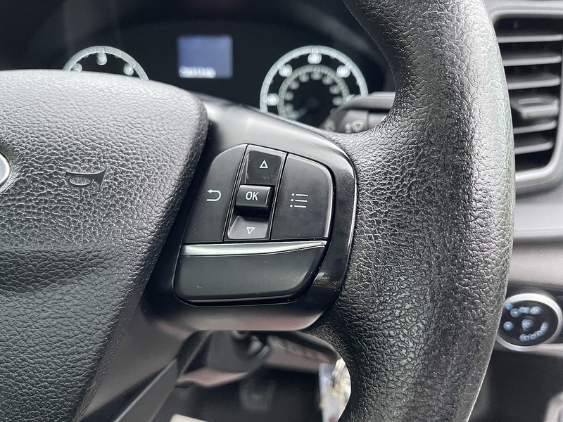 Ford Transit 2.0 350 EcoBlue Leader Dropside 2dr Diesel Manual RWD L4 Euro 6 (s/s) (130 ps) - U483