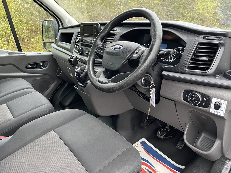 Ford Transit 2.0 350 EcoBlue Leader Dropside 2dr Diesel Manual RWD L4 Euro 6 (s/s) (130 ps) - U483