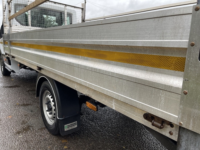 Ford Transit 2.0 350 EcoBlue Leader Dropside 2dr Diesel Manual RWD L4 Euro 6 (s/s) (130 ps) - U483