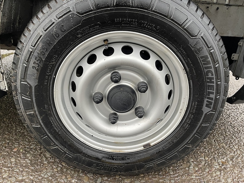 Ford Transit 2.0 350 EcoBlue Leader Dropside 2dr Diesel Manual RWD L4 Euro 6 (s/s) (130 ps) - U483