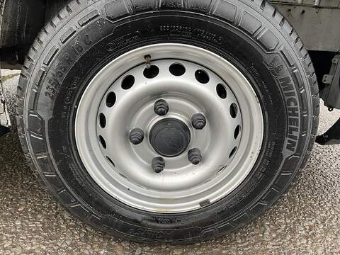 Ford Transit 2.0 350 EcoBlue Leader Dropside 2dr Diesel Manual RWD L4 Euro 6 (s/s) (130 ps) - U483