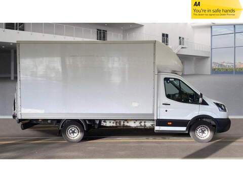Ford Transit 2.0 350 EcoBlue Leader Luton 3dr Diesel Manual RWD L4 Euro 6 (s/s) (130 ps) - U484