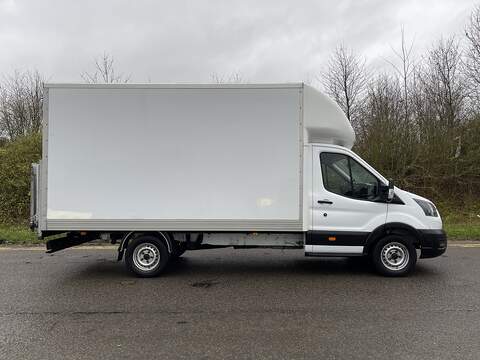 Ford Transit 2.0 350 EcoBlue Leader Luton 3dr Diesel Manual RWD L4 Euro 6 (s/s) (130 ps) - U484