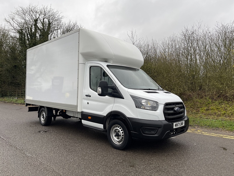 Ford Transit 2.0 350 EcoBlue Leader Luton 3dr Diesel Manual RWD L4 Euro 6 (s/s) (130 ps) - U484
