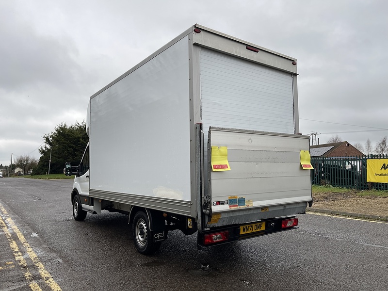 Ford Transit 2.0 350 EcoBlue Leader Luton 3dr Diesel Manual RWD L4 Euro 6 (s/s) (130 ps) - U484
