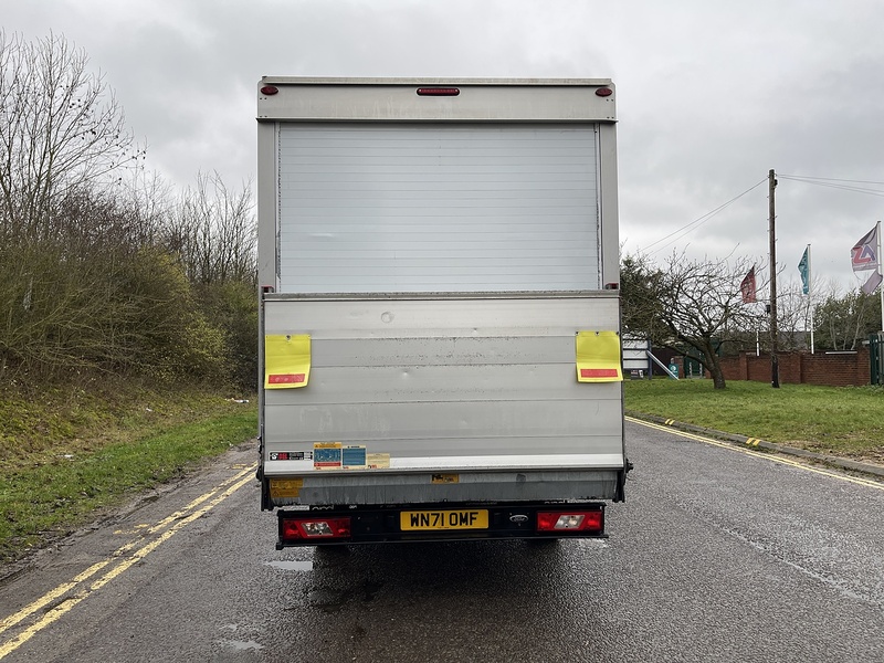 Ford Transit 2.0 350 EcoBlue Leader Luton 3dr Diesel Manual RWD L4 Euro 6 (s/s) (130 ps) - U484