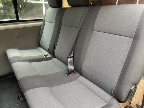 Volkswagen Transporter 2.0 TDI T30 BlueMotion Tech Startline Kombi FWD SWB Euro 6 (s/s) 5dr - U493