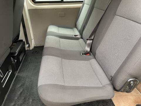 Volkswagen Transporter 2.0 TDI T30 BlueMotion Tech Startline Kombi FWD SWB Euro 6 (s/s) 5dr - U493