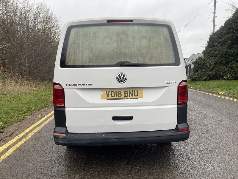 Volkswagen Transporter 2.0 TDI T30 BlueMotion Tech Startline Kombi FWD SWB Euro 6 (s/s) 5dr - U493