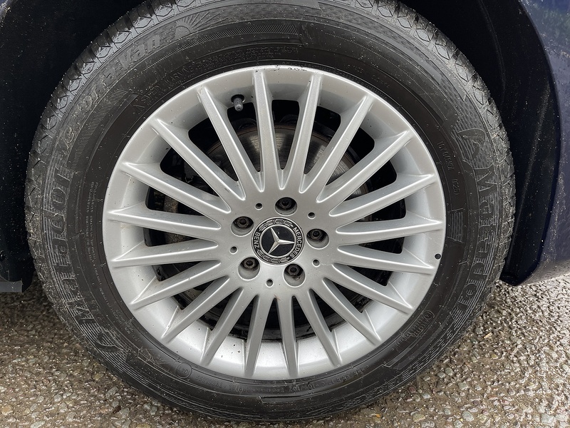 Mercedes-Benz Vito 2.0 116 CDI Premium Crew Van G-Tronic RWD L1 Euro 6 (s/s) 5dr - U496