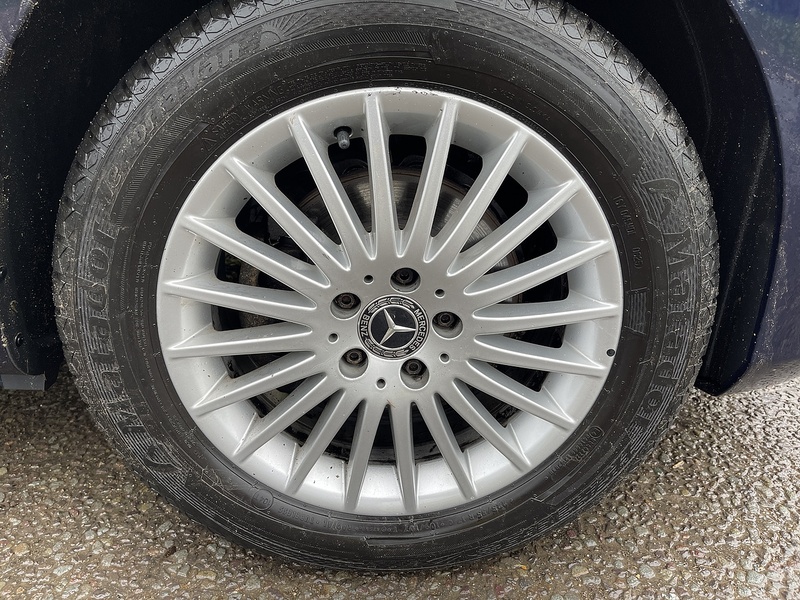 Mercedes-Benz Vito 2.0 116 CDI Premium Crew Van G-Tronic RWD L1 Euro 6 (s/s) 5dr - U496