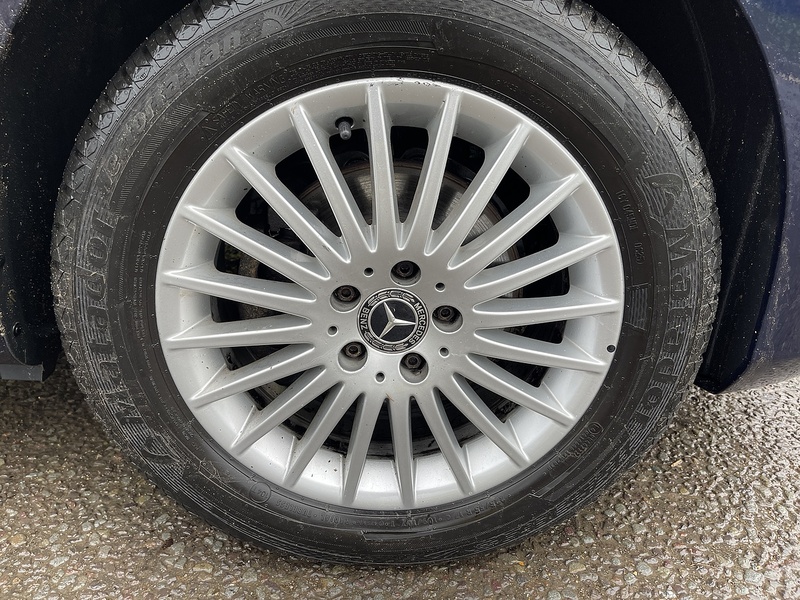 Mercedes-Benz Vito 2.0 116 CDI Premium Crew Van G-Tronic RWD L1 Euro 6 (s/s) 5dr - U496