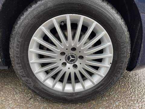 Mercedes-Benz Vito 2.0 116 CDI Premium Crew Van G-Tronic RWD L1 Euro 6 (s/s) 5dr - U496