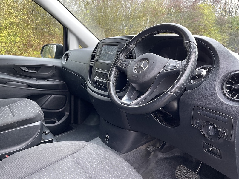 Mercedes-Benz Vito 2.0 116 CDI Premium Crew Van G-Tronic RWD L1 Euro 6 (s/s) 5dr - U496