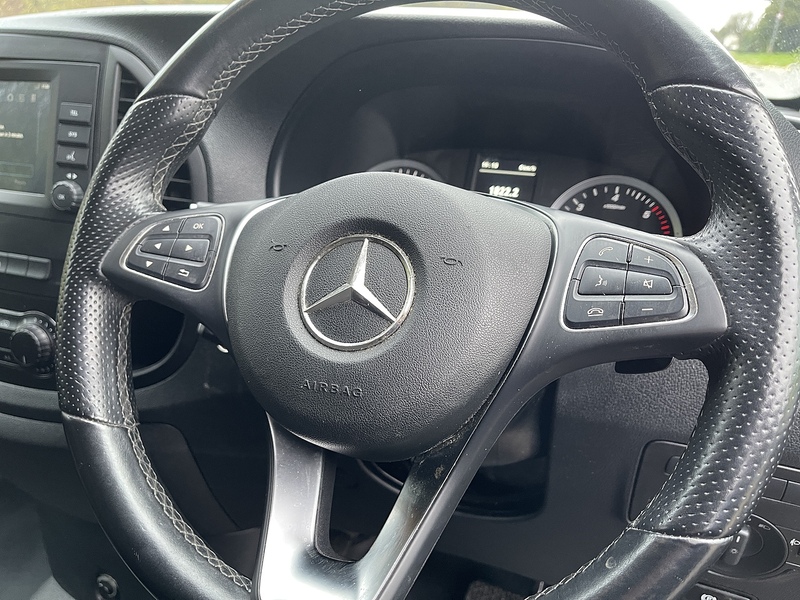 Mercedes-Benz Vito 2.0 116 CDI Premium Crew Van G-Tronic RWD L1 Euro 6 (s/s) 5dr - U496
