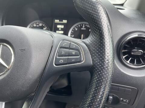 Mercedes-Benz Vito 2.0 116 CDI Premium Crew Van G-Tronic RWD L1 Euro 6 (s/s) 5dr - U496