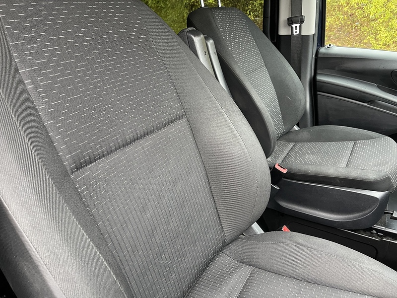 Mercedes-Benz Vito 2.0 116 CDI Premium Crew Van G-Tronic RWD L1 Euro 6 (s/s) 5dr - U496