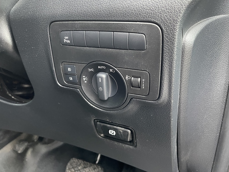 Mercedes-Benz Vito 2.0 116 CDI Premium Crew Van G-Tronic RWD L1 Euro 6 (s/s) 5dr - U496