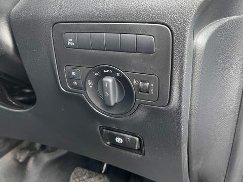Mercedes-Benz Vito 2.0 116 CDI Premium Crew Van G-Tronic RWD L1 Euro 6 (s/s) 5dr - U496