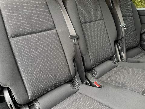 Mercedes-Benz Vito 2.0 116 CDI Premium Crew Van G-Tronic RWD L1 Euro 6 (s/s) 5dr - U496