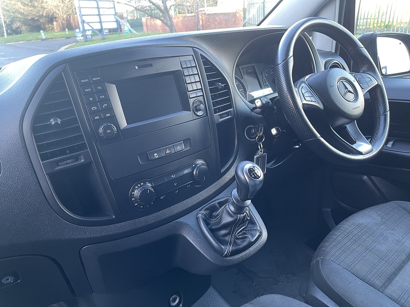 Mercedes-Benz Vito 2.1 114 CDI Premium Crew Van RWD L2 Euro 6 (s/s) 5dr (LWB) - U498