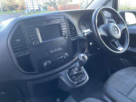 Mercedes-Benz Vito 2.1 114 CDI Premium Crew Van RWD L2 Euro 6 (s/s) 5dr (LWB) - U498