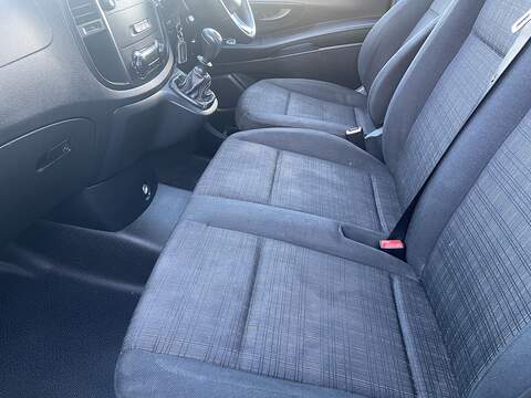 Mercedes-Benz Vito 2.1 114 CDI Premium Crew Van RWD L2 Euro 6 (s/s) 5dr (LWB) - U498