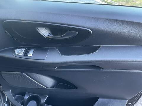 Mercedes-Benz Vito 2.1 114 CDI Premium Crew Van RWD L2 Euro 6 (s/s) 5dr (LWB) - U498