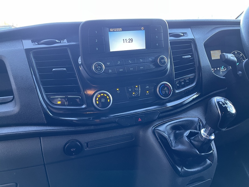 Ford Transit Custom 2.0 320 EcoBlue Leader Crew Van L2 H1 Euro 6 (s/s) 5dr - U500