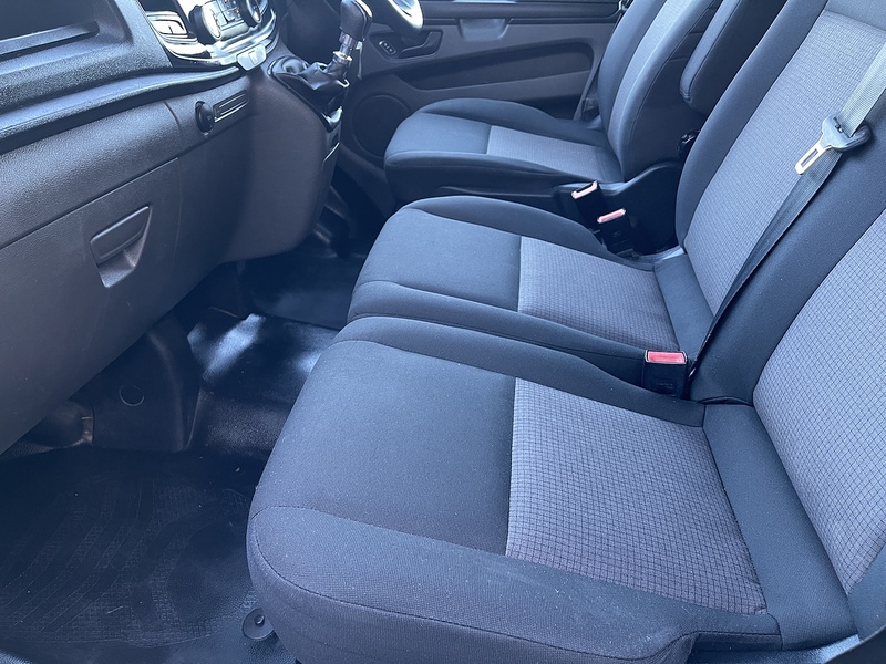 Ford Transit Custom 2.0 320 EcoBlue Leader Crew Van L2 H1 Euro 6 (s/s) 5dr - U500