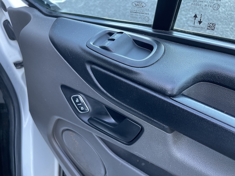 Ford Transit Custom 2.0 320 EcoBlue Leader Crew Van L2 H1 Euro 6 (s/s) 5dr - U500