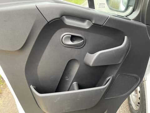 Vauxhall Movano 2.3 CDTi 3500 BiTurbo Edition FWD L3 H3 Euro 6 5dr - U501