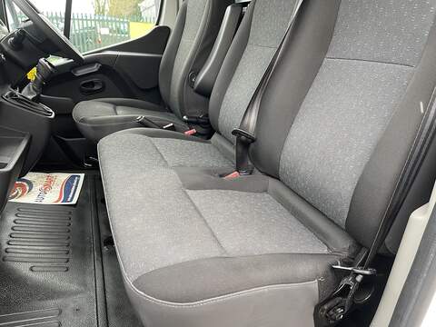 Vauxhall Movano 2.3 CDTi 3500 BiTurbo Edition FWD L3 H3 Euro 6 5dr - U501