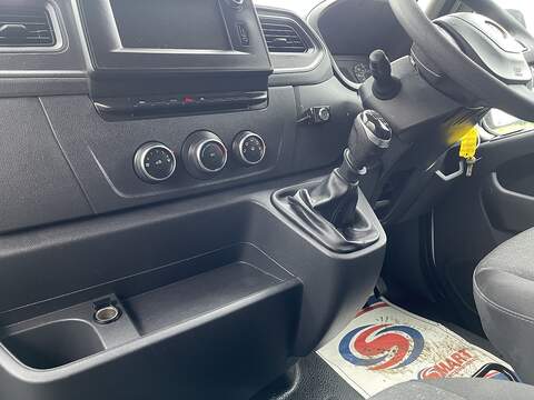 Vauxhall Movano 2.3 CDTi 3500 BiTurbo Edition FWD L3 H3 Euro 6 5dr - U501