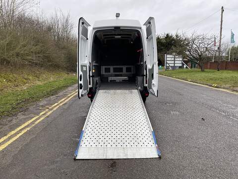 Vauxhall Movano 2.3 CDTi 3500 BiTurbo Edition FWD L3 H3 Euro 6 5dr - U501