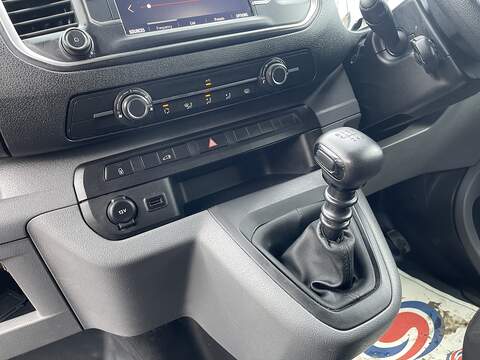 Vauxhall Vivaro 1.5 Turbo D 2700 Sportive L1 H1 Euro 6 (s/s) 6dr - U502