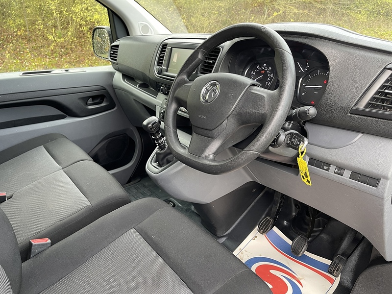 Vauxhall Vivaro 1.5 Turbo D 2700 Sportive L1 H1 Euro 6 (s/s) 6dr - U502